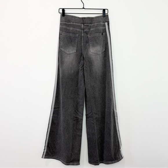 NWOT Halara Flex High Waisted Stripe Wide Leg Flowy Washed Casual Jeans Pockets - Picture 4 of 8